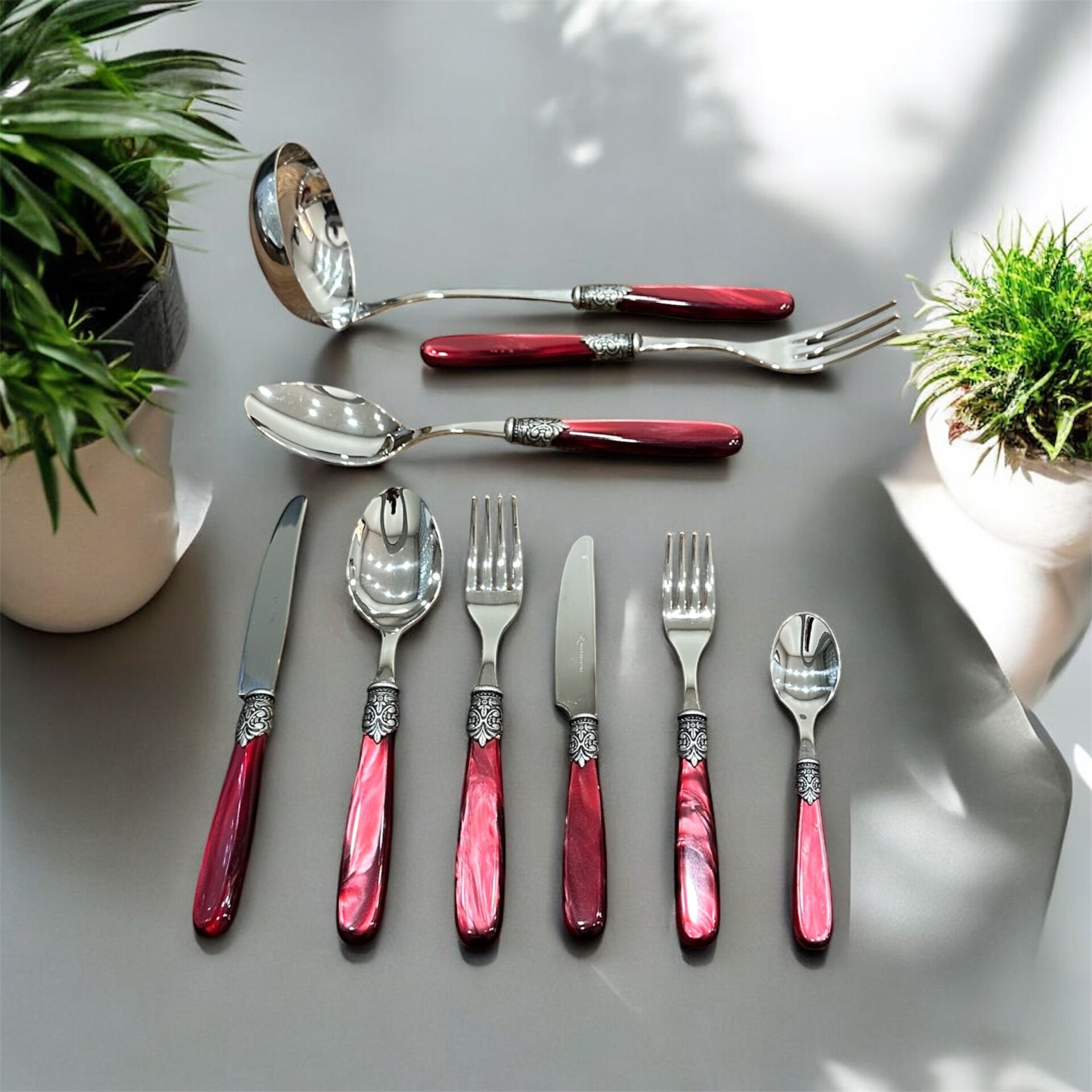 Eme Sedef Bordo 75 Parça İtalyan Çkb Takımı