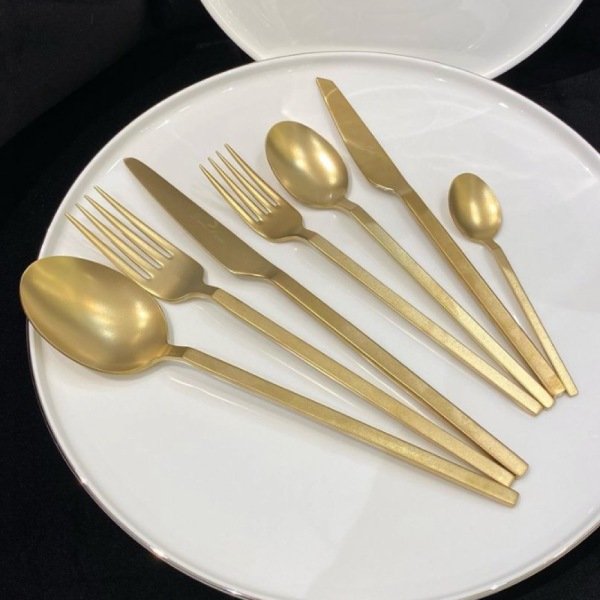 Dame Marie Picasa 42 Parça Mat Altın Çkb Takımı