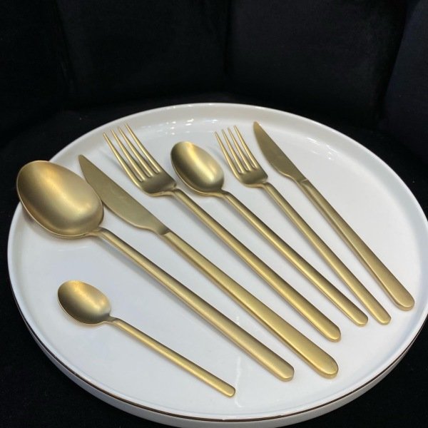 Dame Marie Allegra 42 Parça Mat Altın Çkb Takımı